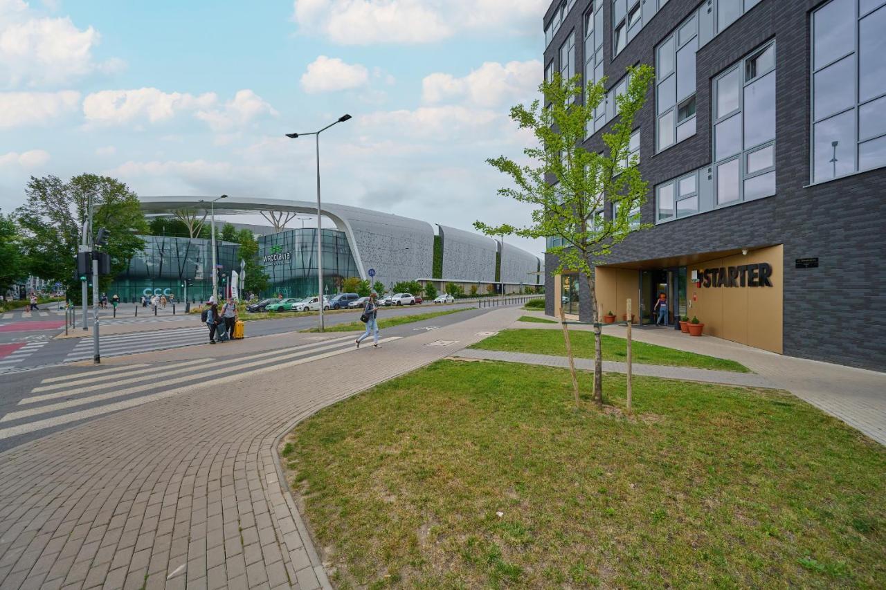 Trendy Studios With Home Office Near Wroclaw Main Station By Noclegi Renters Экстерьер фото