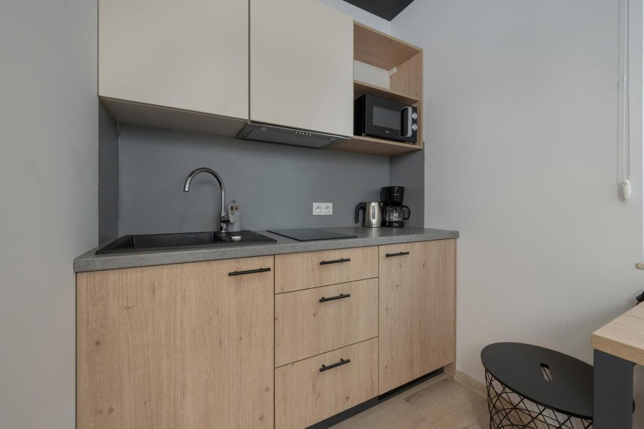 Trendy Studios With Home Office Near Wroclaw Main Station By Noclegi Renters Экстерьер фото