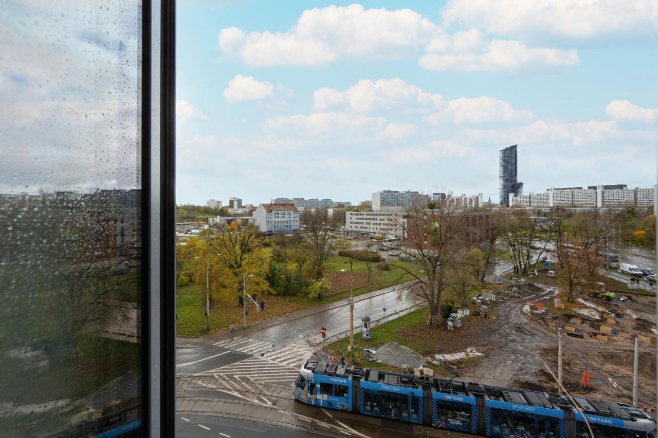 Trendy Studios With Home Office Near Wroclaw Main Station By Noclegi Renters Экстерьер фото