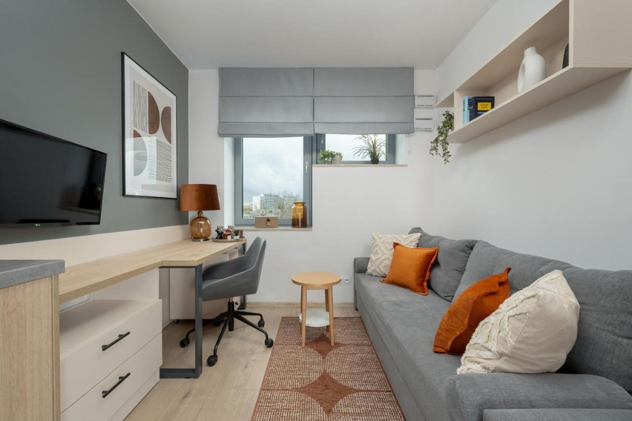 Trendy Studios With Home Office Near Wroclaw Main Station By Noclegi Renters Экстерьер фото